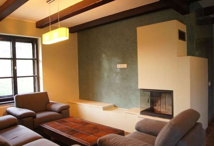 בית מלון כפרי Rezydencja Nad Jeziorem   Pestkownica