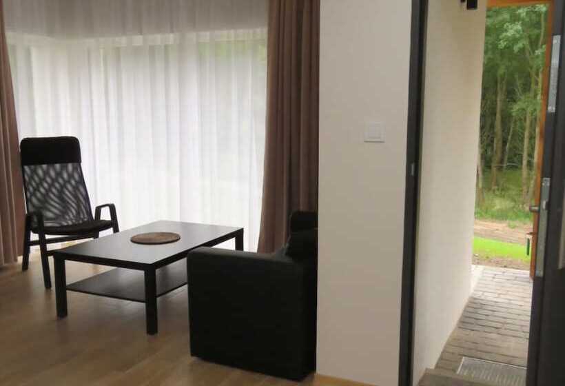 בית מלון כפרי Rezydencja Nad Jeziorem   Pestkownica