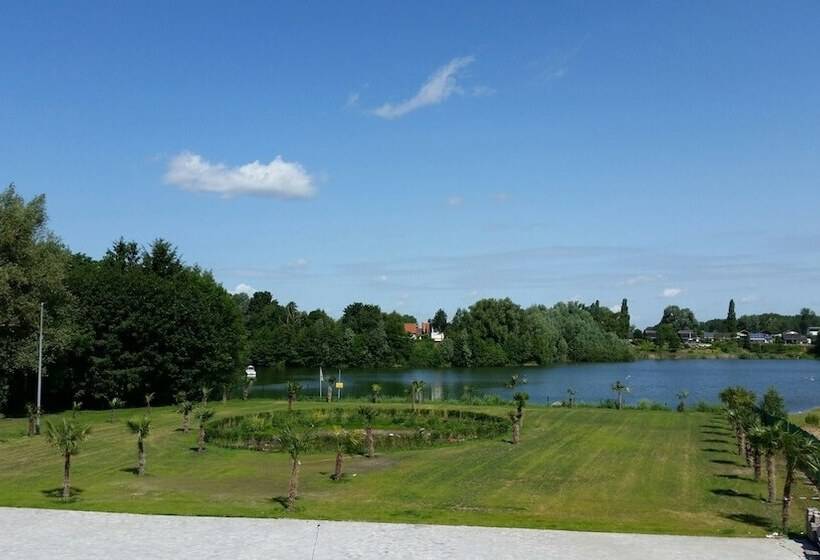 Отель Rietgors Palace