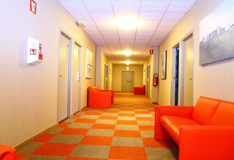 Отель Rietgors Palace