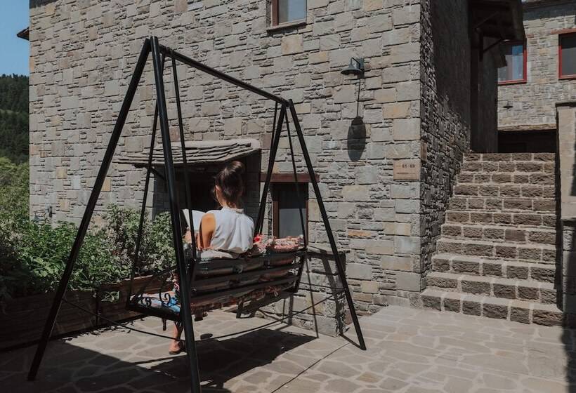 호텔 Rouista Tzoumerka Resort