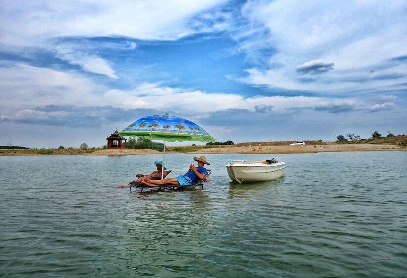 교외 호텔 Agroturystyka żabi Raj