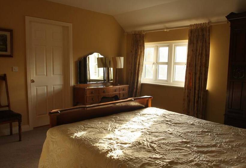 בית מלון כפרי Coolanowle Country House