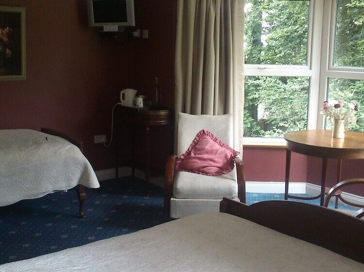 בית מלון כפרי Coolanowle Country House