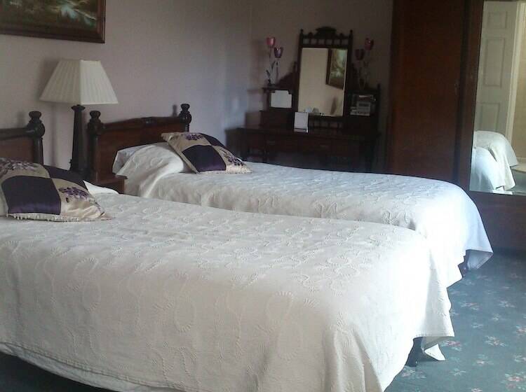 בית מלון כפרי Coolanowle Country House