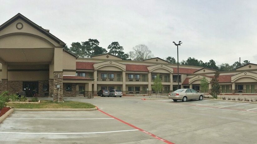 فندق Scottish Inn & Suites