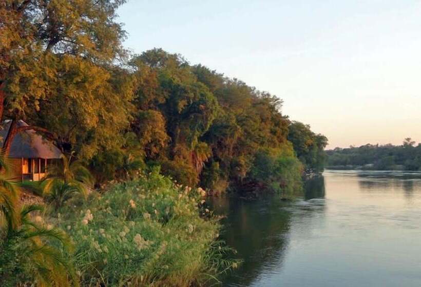 호텔 Shametu River Lodge