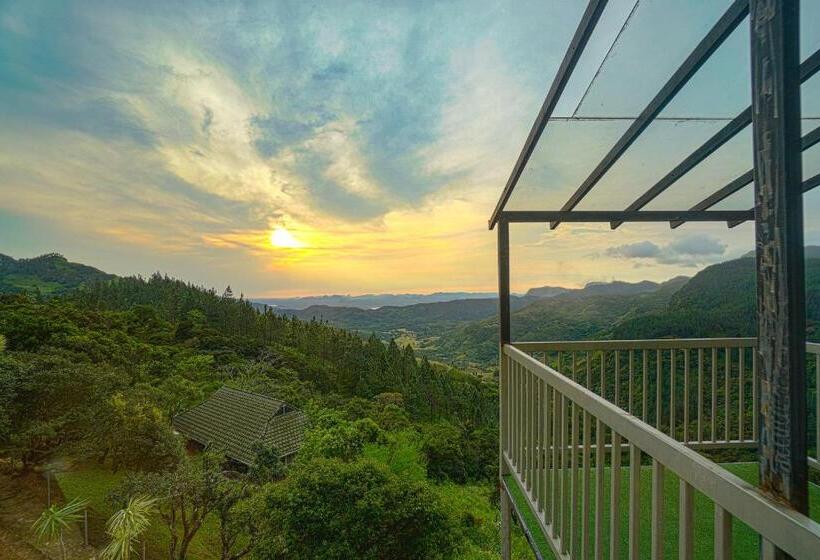 ホテル Shanthi Uyana