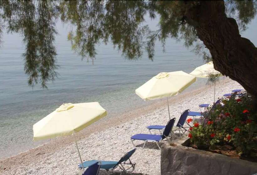 בית מלון כפרי Siagas Beach