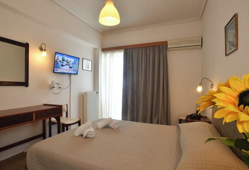 בית מלון כפרי Siagas Beach