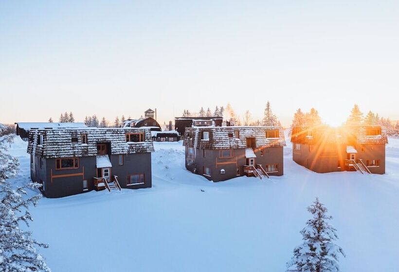 בית מלון כפרי Snowriver Mountain Resort