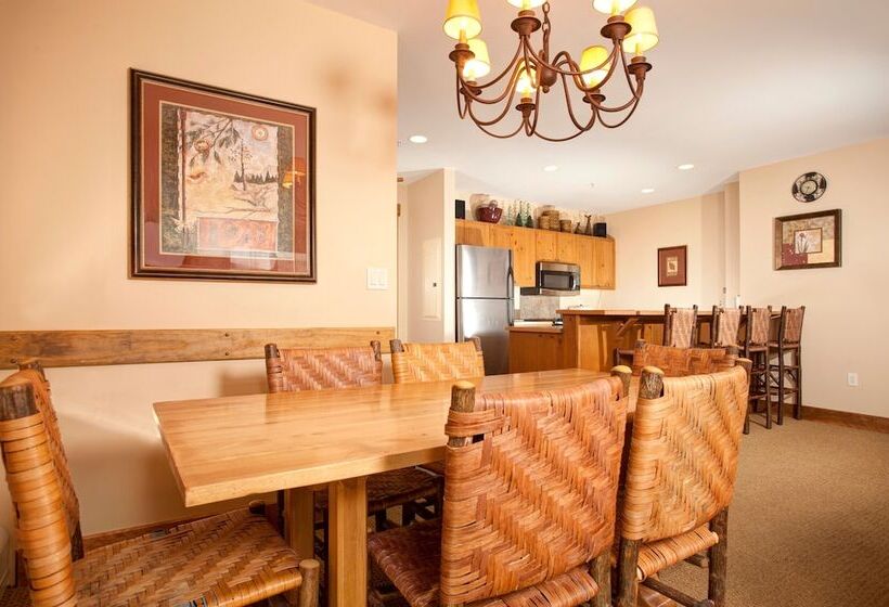 ホテル Springs 8848