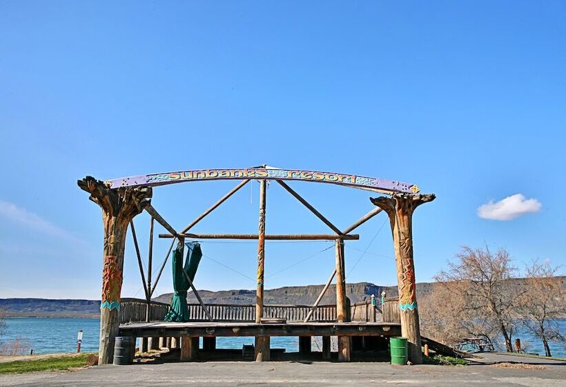 فندق Sunbanks Lake Resort