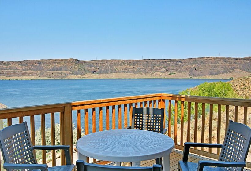 فندق Sunbanks Lake Resort