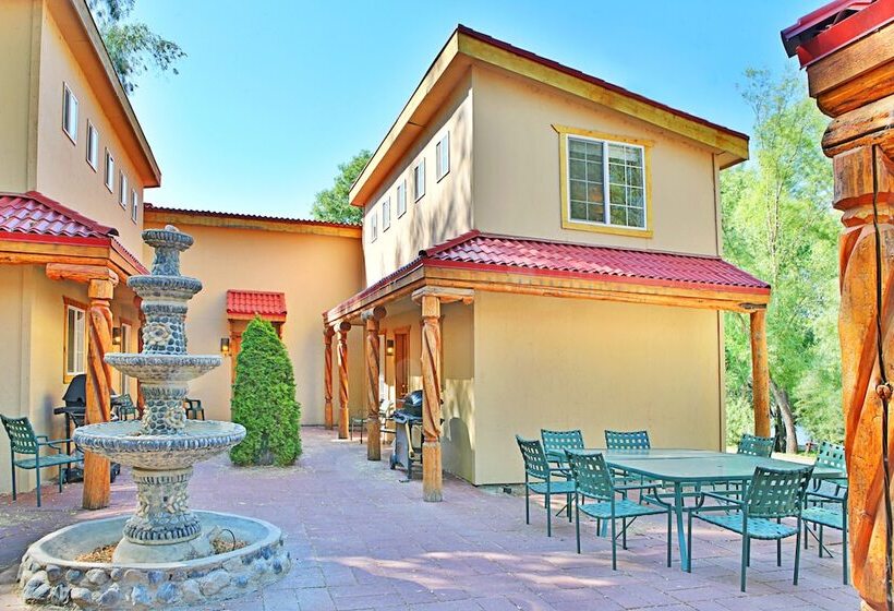 فندق Sunbanks Lake Resort