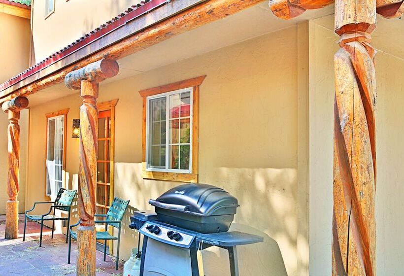 فندق Sunbanks Lake Resort