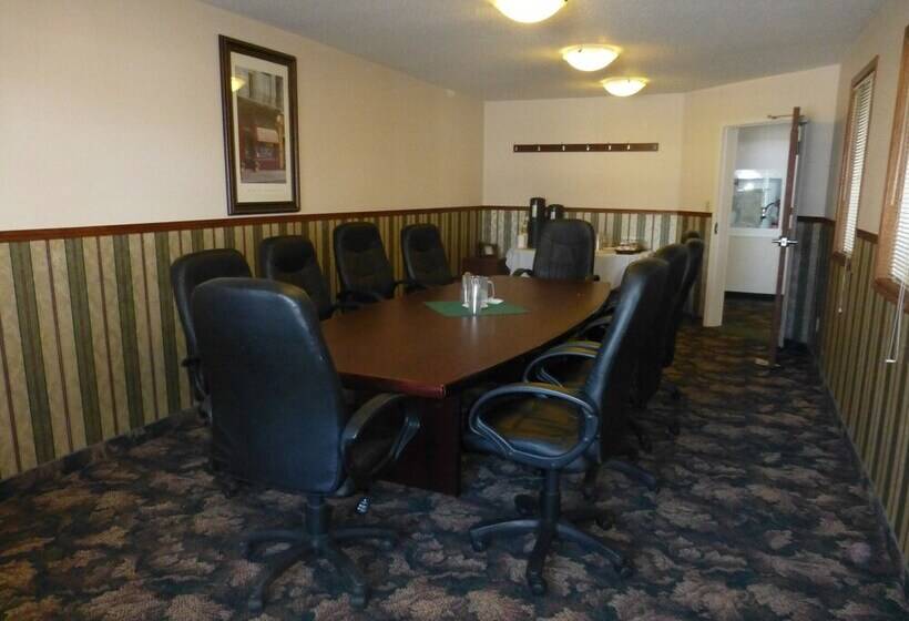 هتل Sunset Inn And Suites