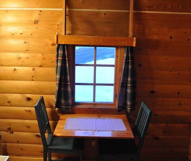 호텔 Tana Familiecamping