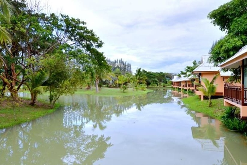 酒店 The Grand Jamjuree Resort Lamphun