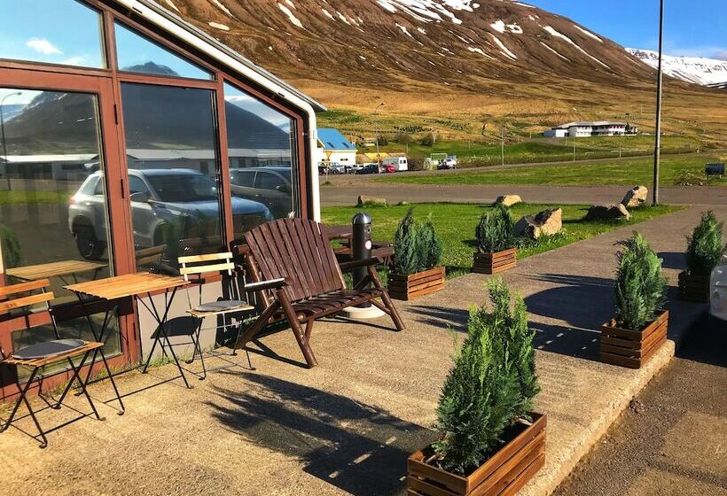 هتل The Northern Comfort Inn