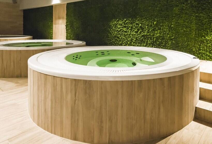 Отель Vacation Club Trzy Korony Apartments