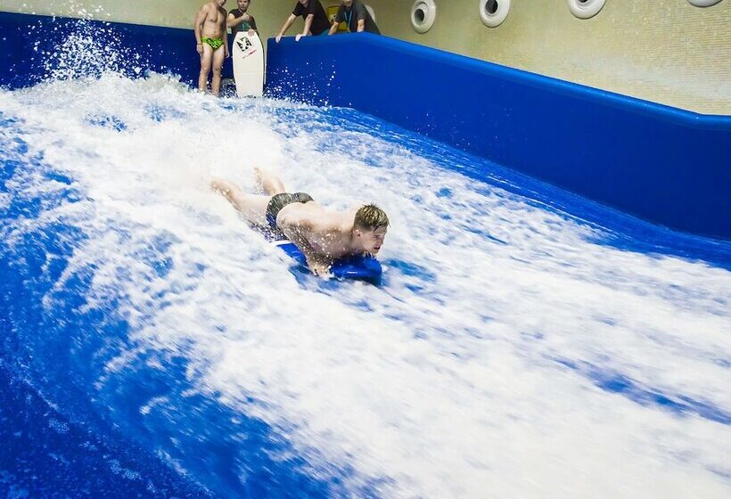 Отель Vacation Club Trzy Korony Apartments