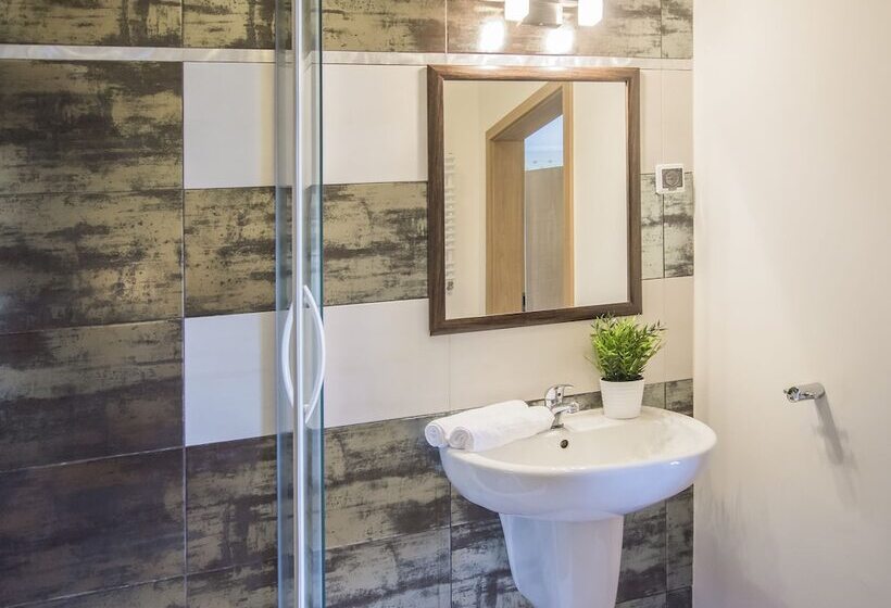 Отель Vacation Club Trzy Korony Apartments