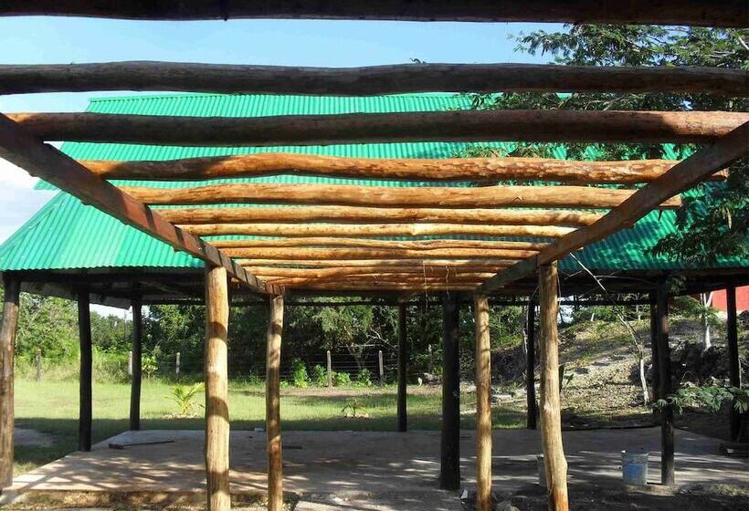 호텔 Y Cabañas Xanfari