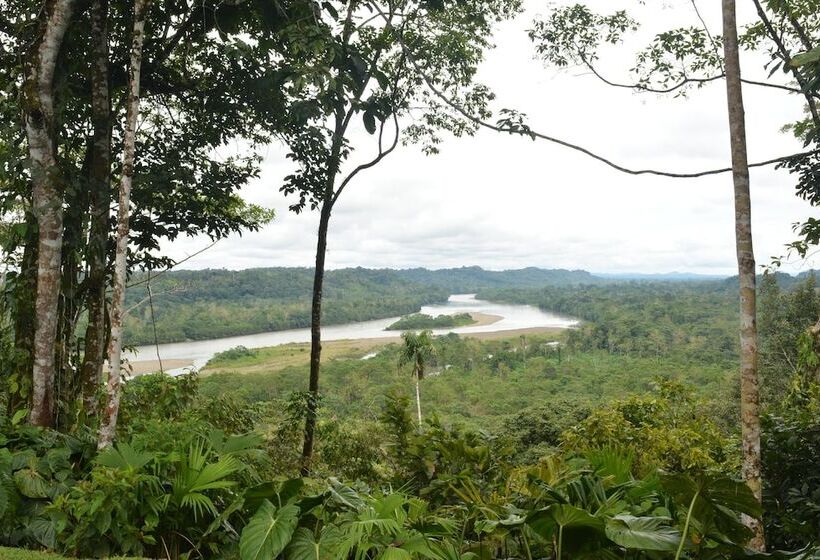 هتل Yachana Lodge