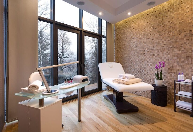 בית מלון כפרי Zamek Księża Góra