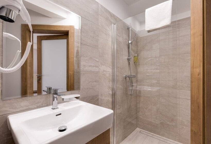 בית מלון כפרי Zamek Księża Góra