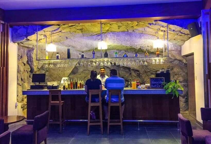 Kankay Hotel & Centro De Convenciones