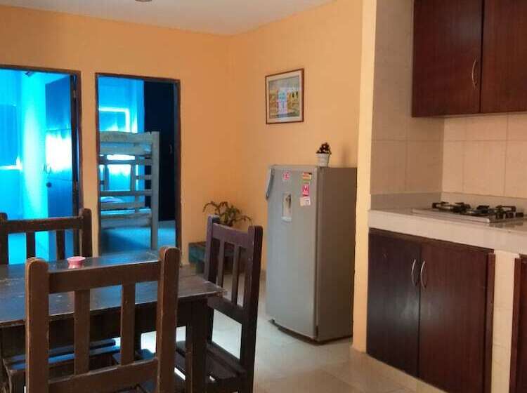 La Casa Amarilla Hostel