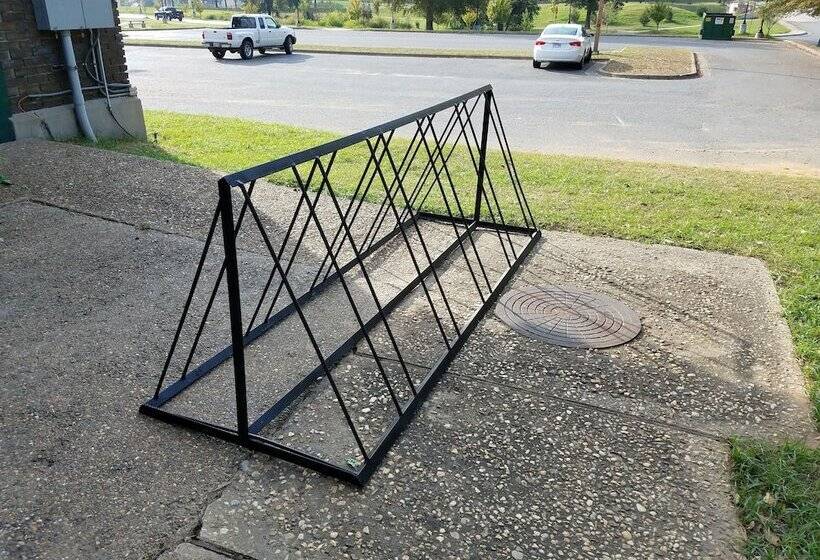 Little Rock Firehouse Museum & Hostel