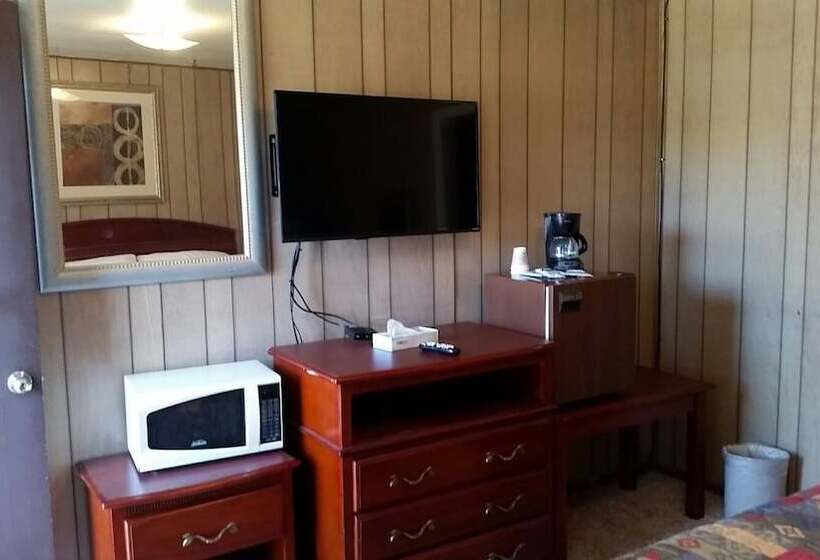 فندق على الطريق Cottonwood Cottages