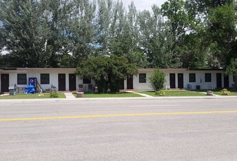 فندق على الطريق Cottonwood Cottages