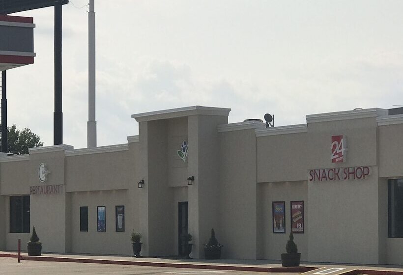 فندق على الطريق Garden Inn Truck Plaza