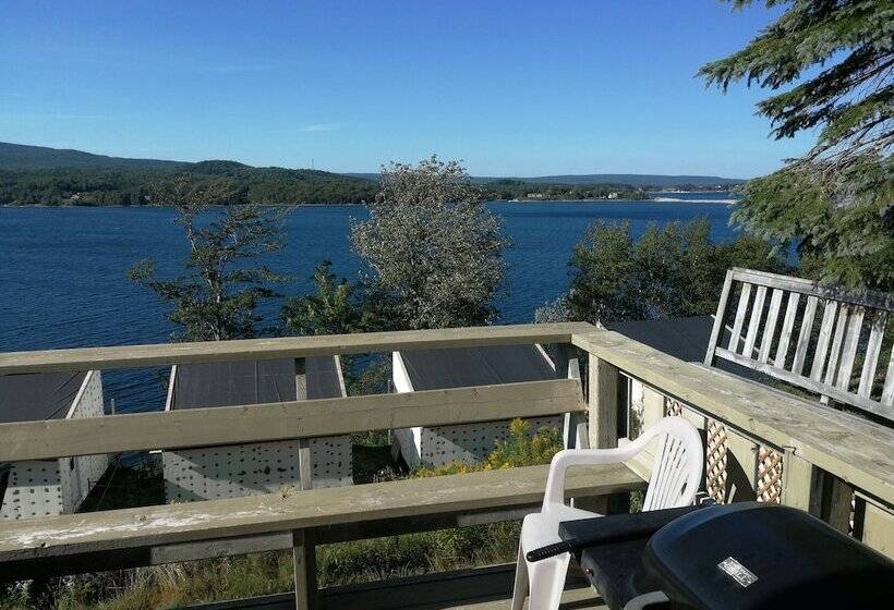 فندق على الطريق Knotty Pine Cottages