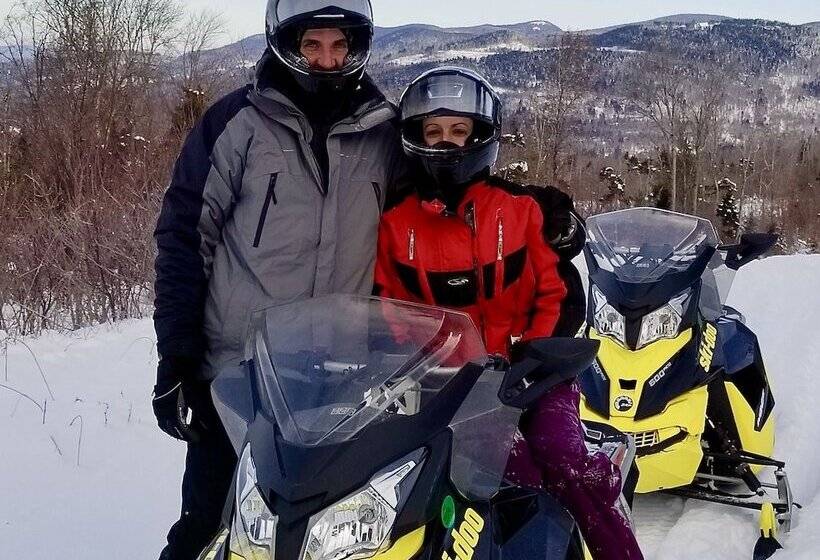فندق على الطريق Moose Mountain Inn