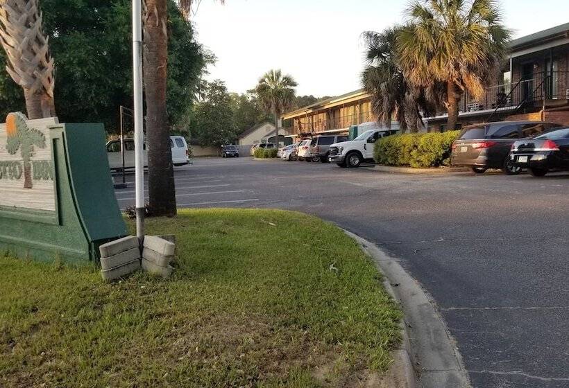 فندق على الطريق Palmetto Inn