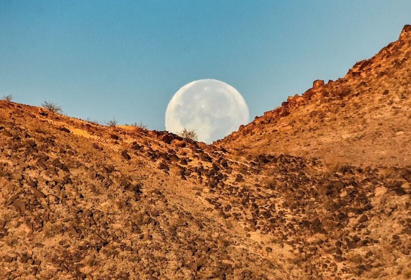 فندق على الطريق Panamint Springs Resort