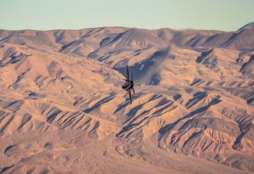 فندق على الطريق Panamint Springs Resort