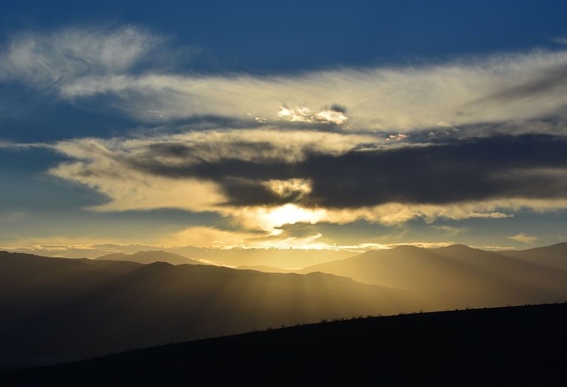 فندق على الطريق Panamint Springs Resort