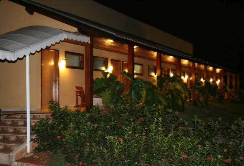 Мотель Pousada Hipica Barão