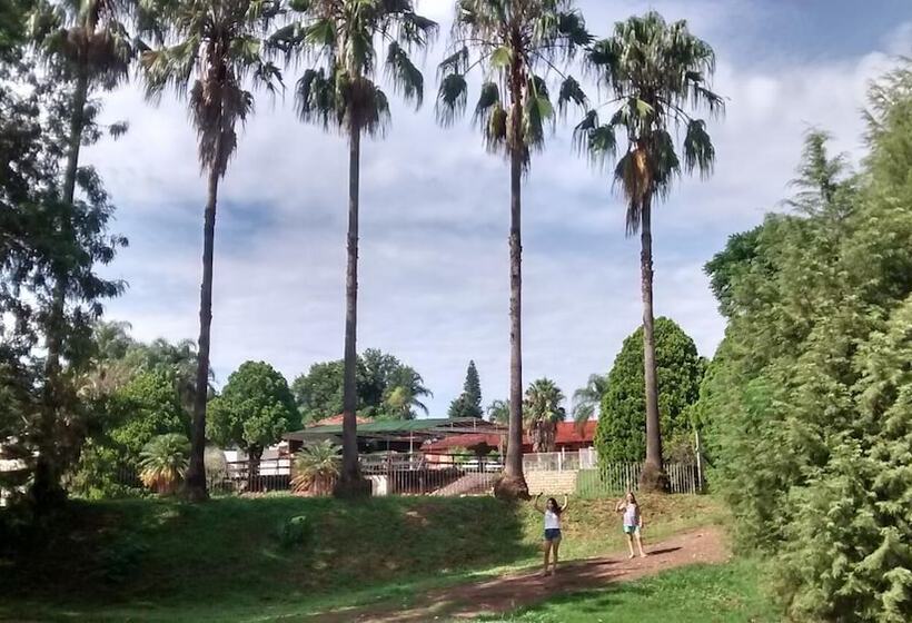 Мотель Pousada Hipica Barão