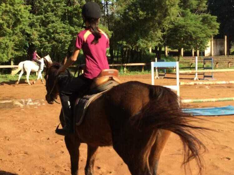 Мотель Pousada Hipica Barão