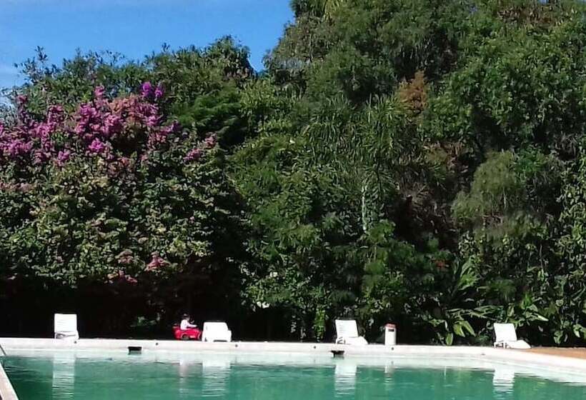 Мотель Pousada Hipica Barão