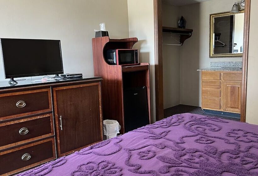 فندق على الطريق Victorian Inn