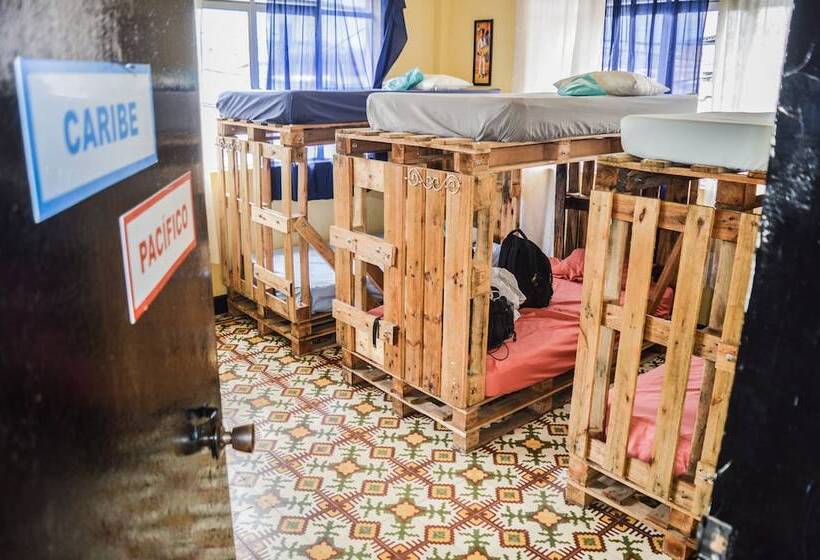 Parceros Hostel