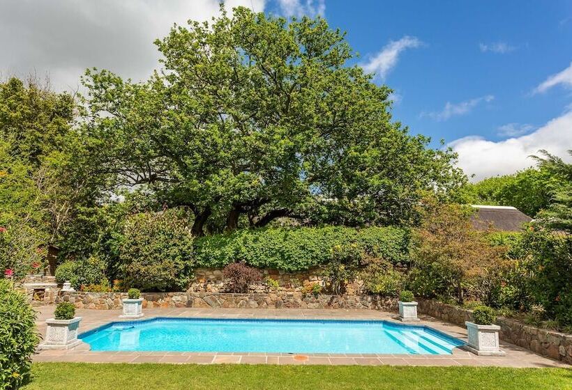 بنسيون Alphen Lodge Constantia